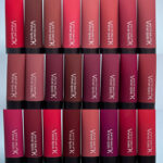 رژجامد velvet