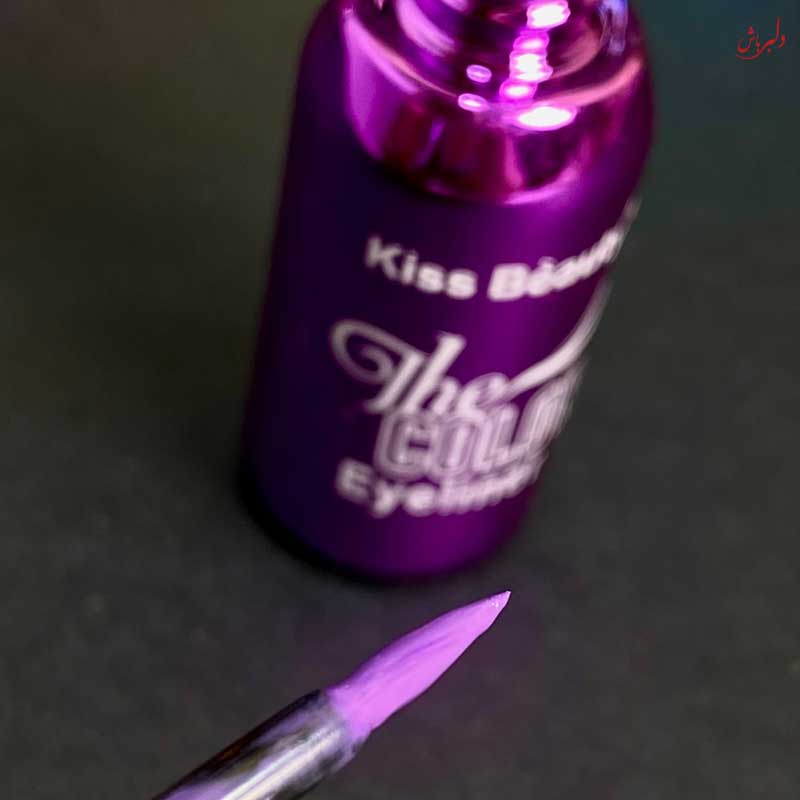 خط چشم رنگی طرح پر