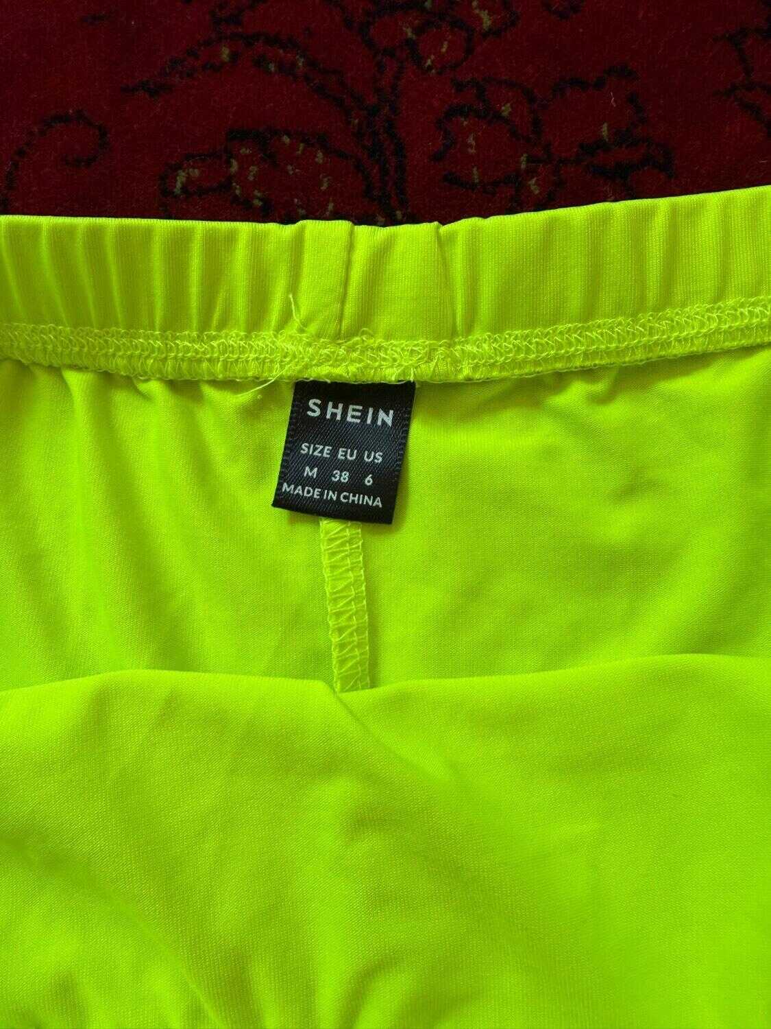 شورتک ورزشی مناسب استخر و باشگاه